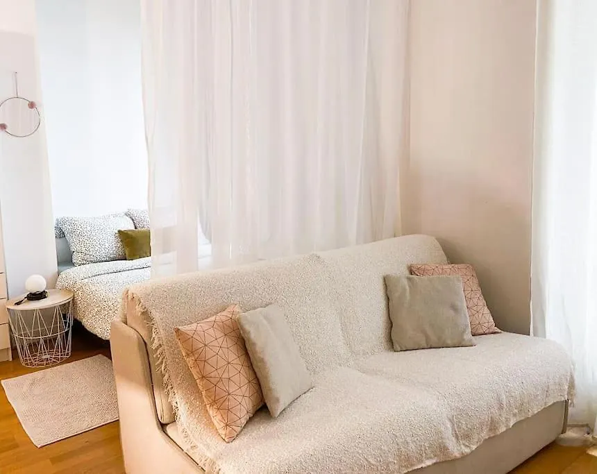 Une Piece Cosy A 5 Min De La Tour Eiffel A Pied location